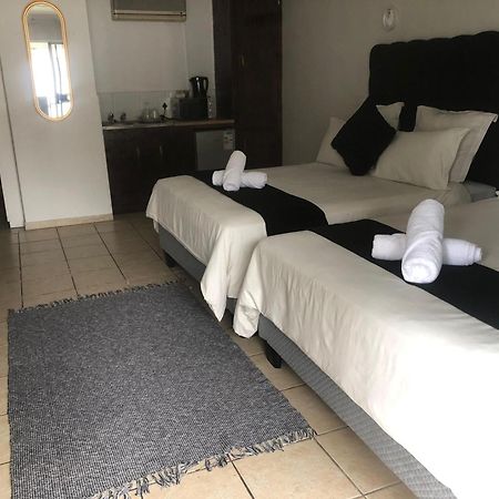 Jnc Lodge Richards Bay Kültér fotó