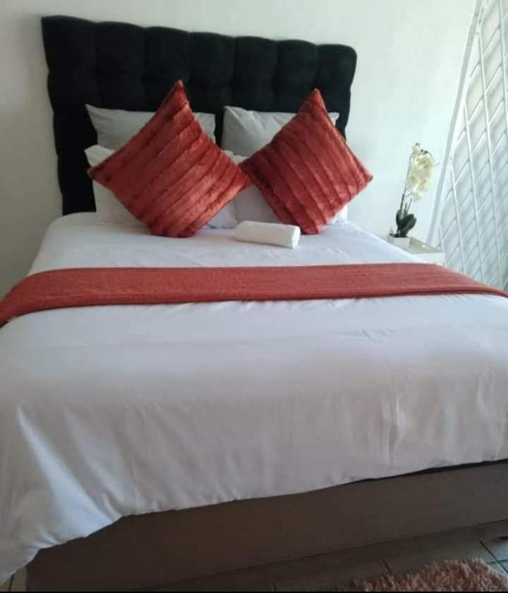 Jnc Lodge Richards Bay Kültér fotó